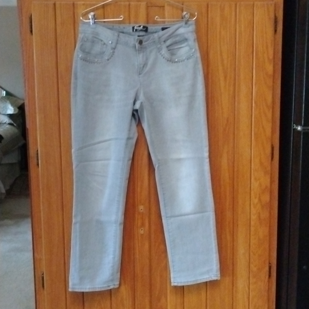 Earl Jeans Size 6P Straight Leg